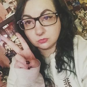 Meet your Posher, Ash